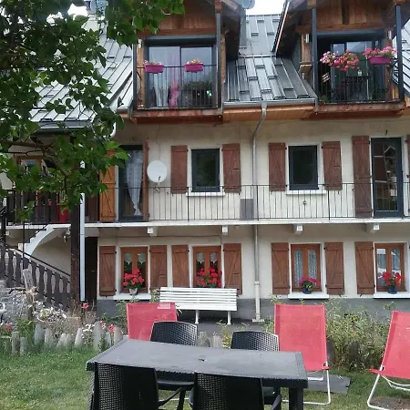 3 Pieces Pour 6 Personnes, Expose Sud, 4 Etoiles, Centre De Valloire. - Fr-1-263-404