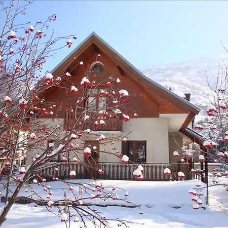 3 Pieces Pour 6 Personnes, Expose Sud, 4 Etoiles, Centre De Valloire. - Fr-1-263-404 Valloire